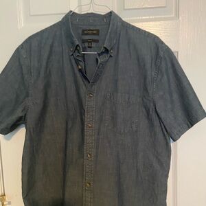 XL Banana Republic men’s shirt.